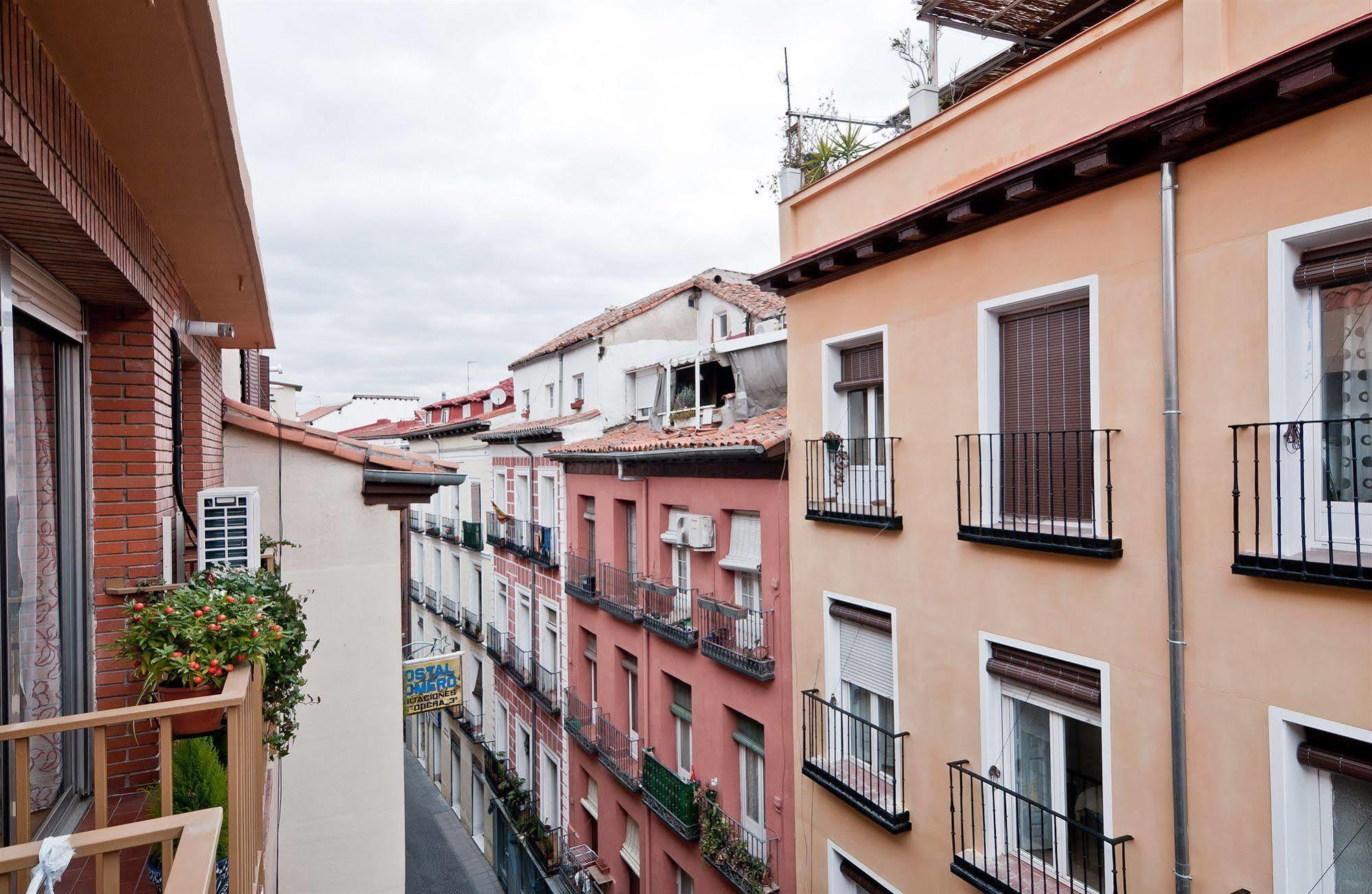Apartamentos Aqui Me Quedo Μαδρίτη Εξωτερικό φωτογραφία