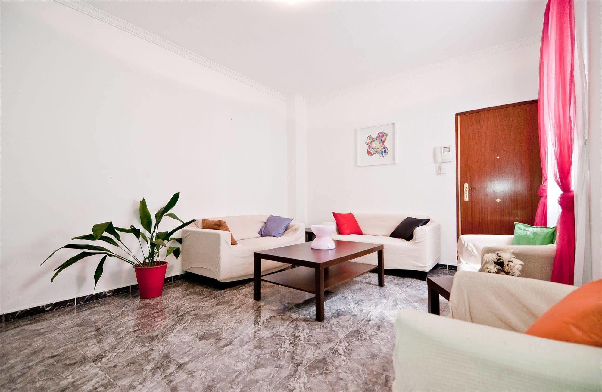 Apartamentos Aqui Me Quedo Μαδρίτη Εξωτερικό φωτογραφία