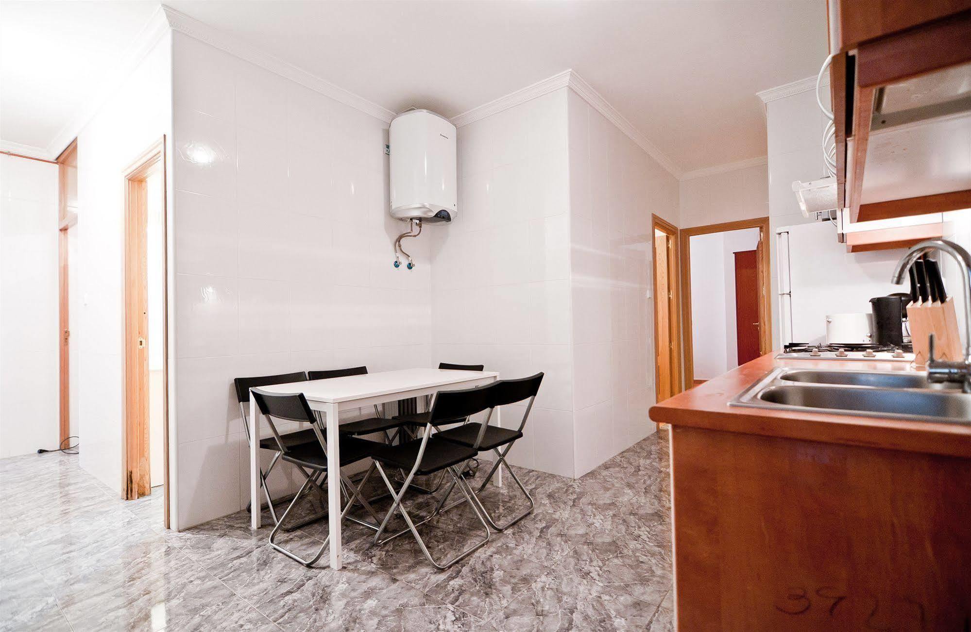 Apartamentos Aqui Me Quedo Μαδρίτη Εξωτερικό φωτογραφία