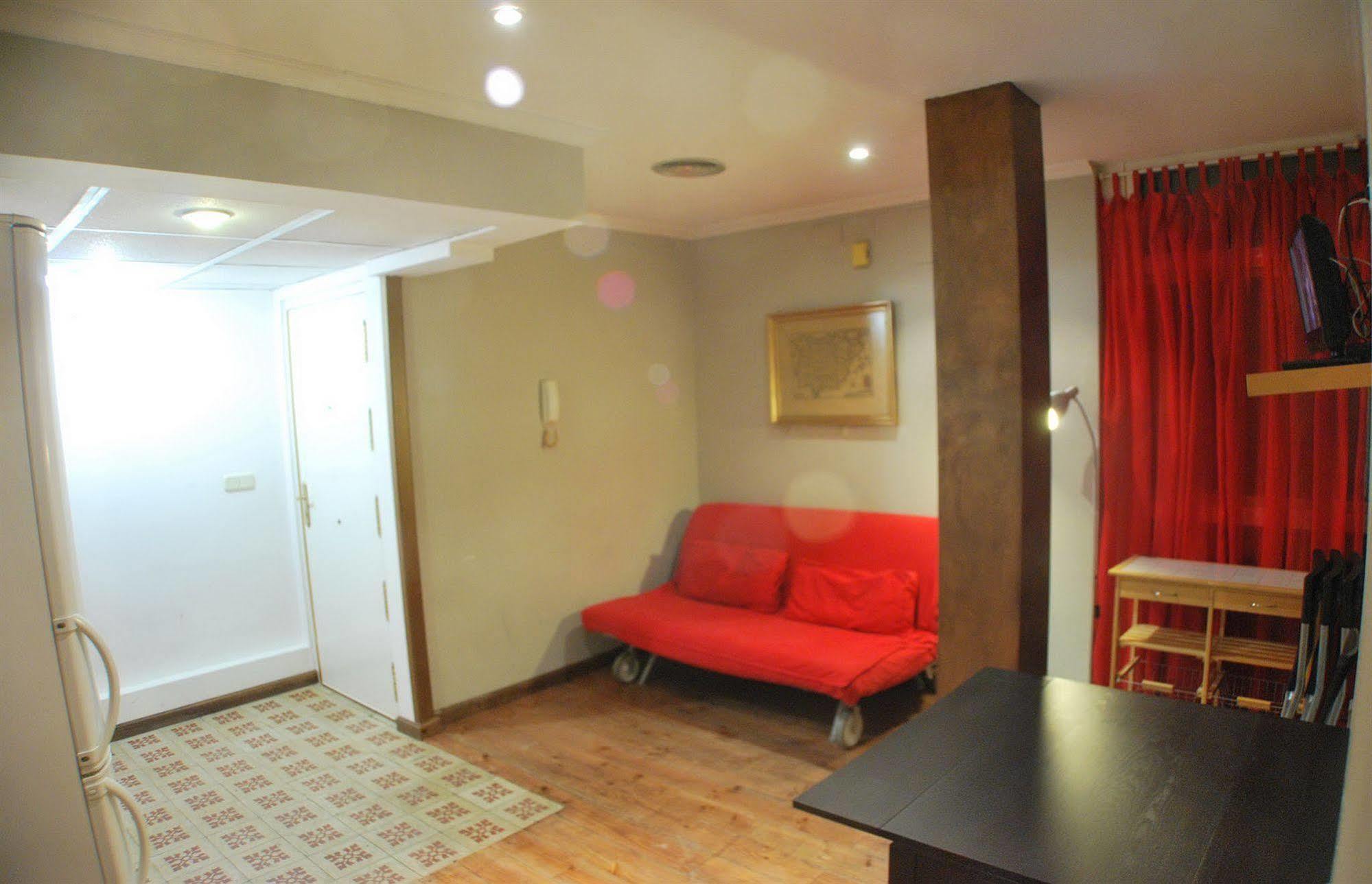 Apartamentos Aqui Me Quedo Μαδρίτη Εξωτερικό φωτογραφία